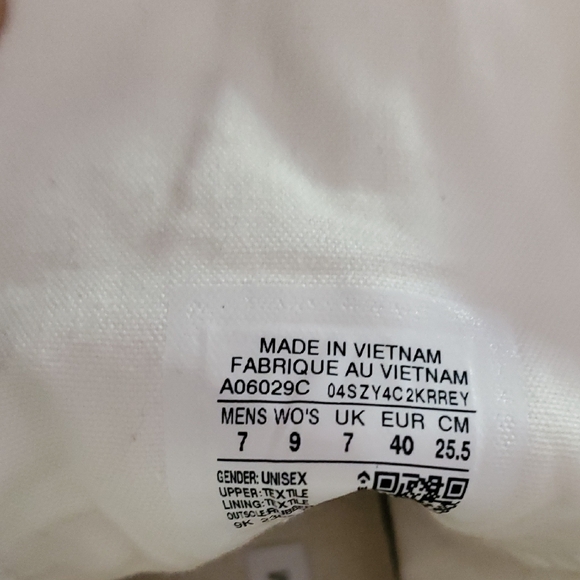 Converse Flash $75 - Picture 2 of 9